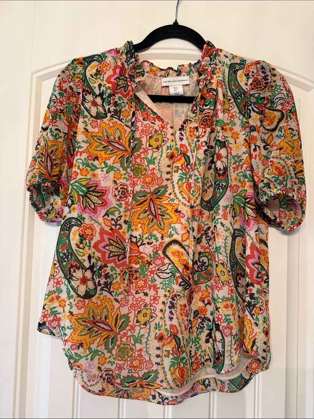 Anthropologie “cupcakes and cashmere” Paisley Floral Blouse